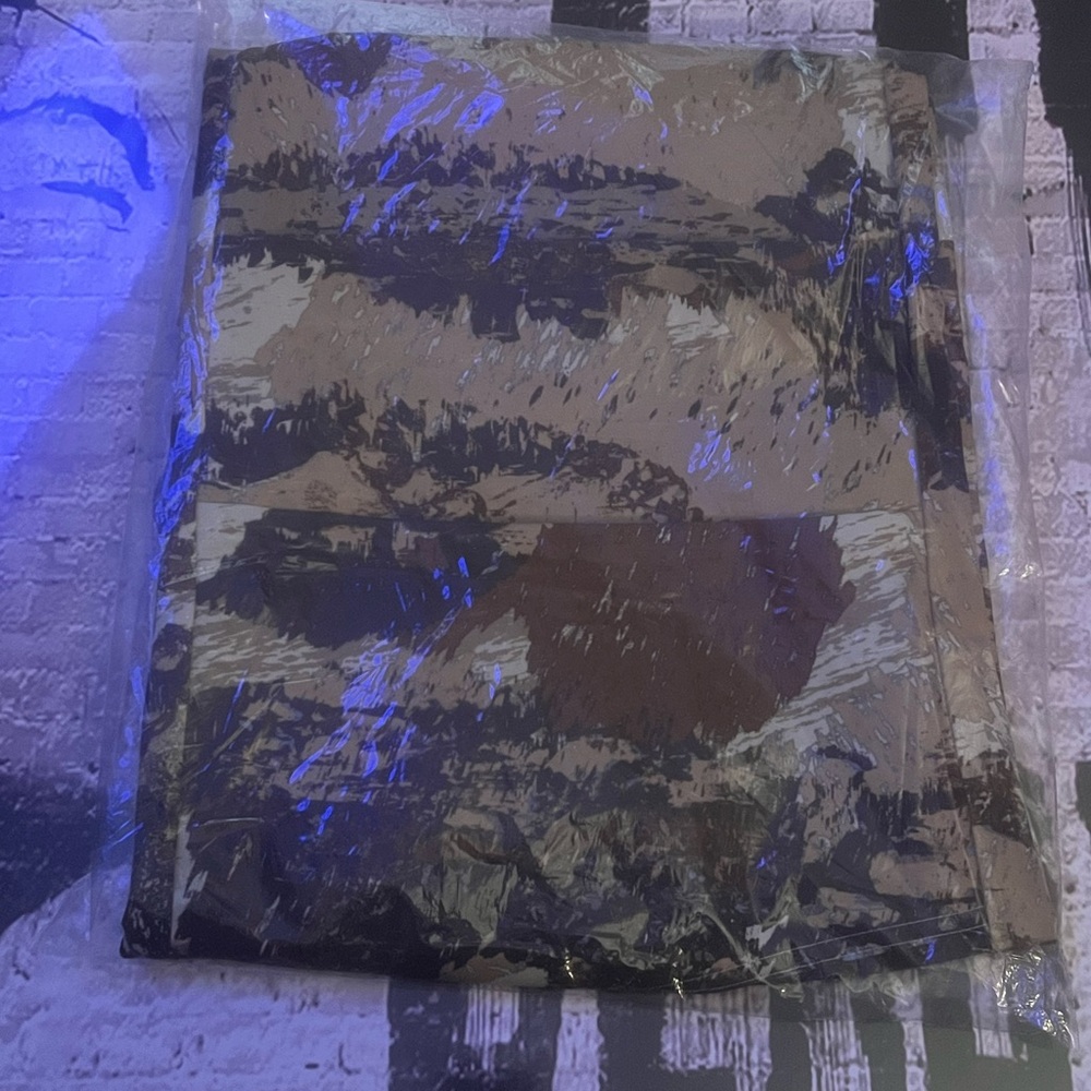 Air Jordan Women's Brooklyn Khaki
Camo Pants - MEDIUM - Picture 7 of 7